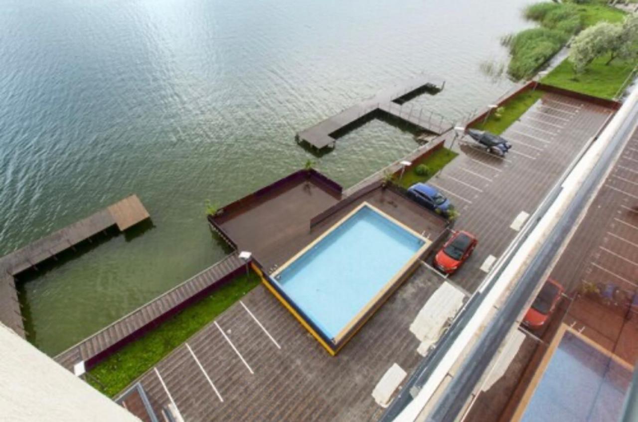 Sophia Lake View Suite Mamaia Exterior foto