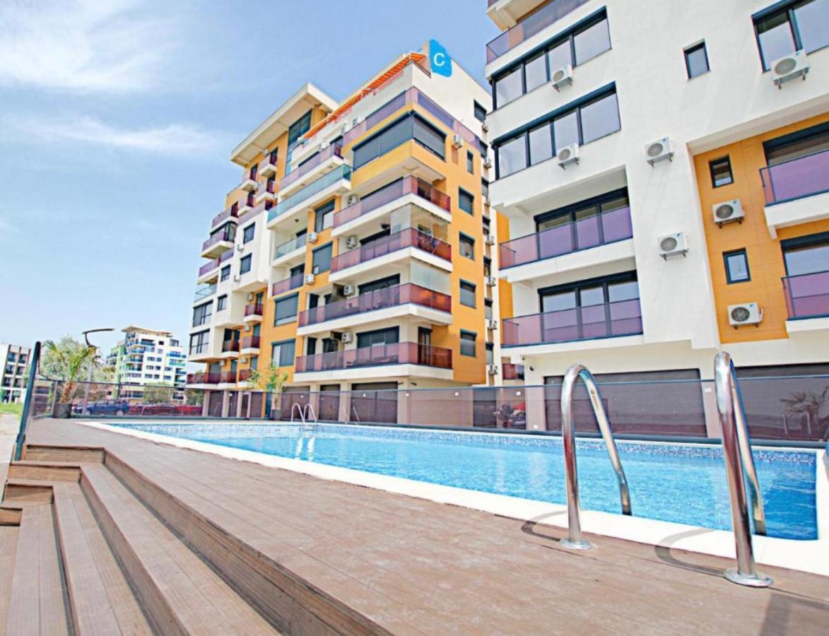 Sophia Lake View Suite Mamaia Exterior foto